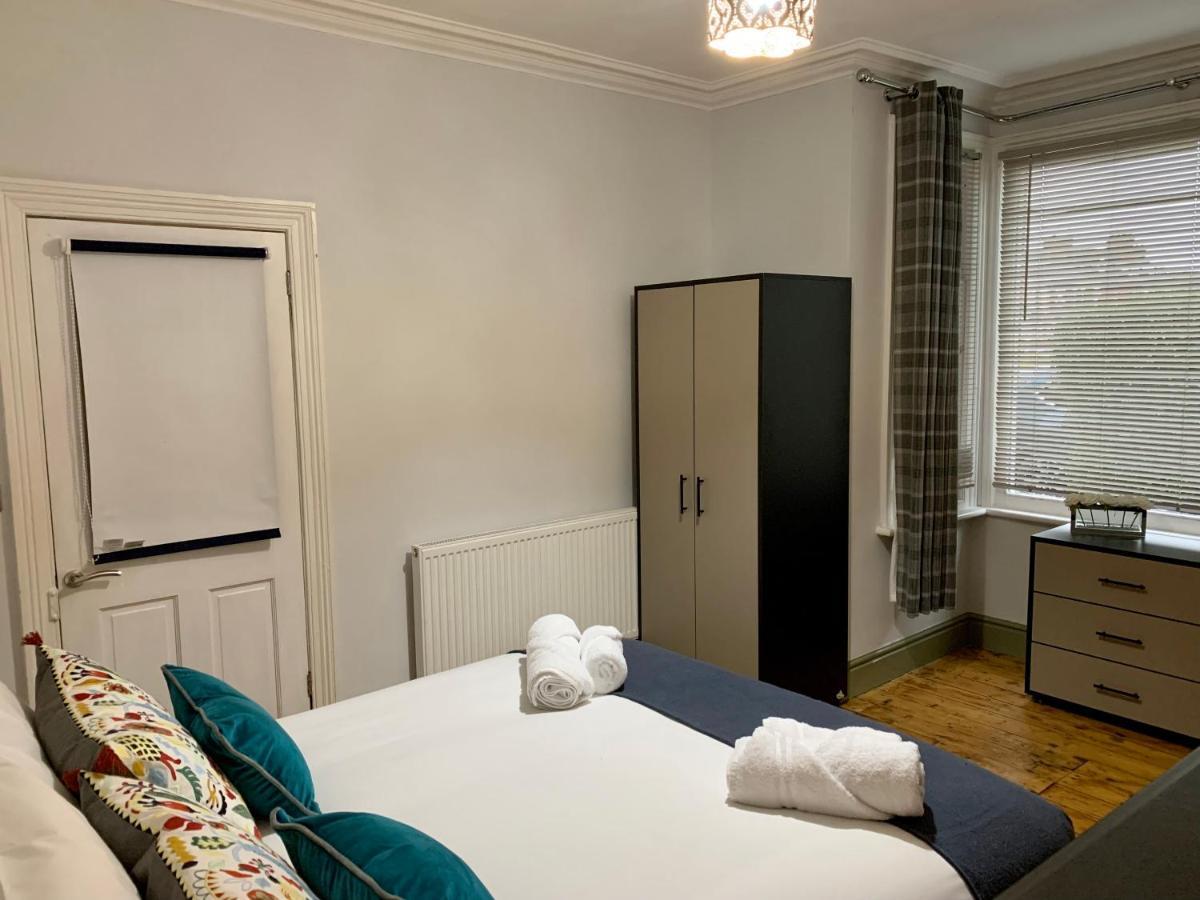 Stamer House By Yourstays, Stylish Quirky House, With 4 Double Bedrooms, Book Now! Stoke-on-Trent Εξωτερικό φωτογραφία