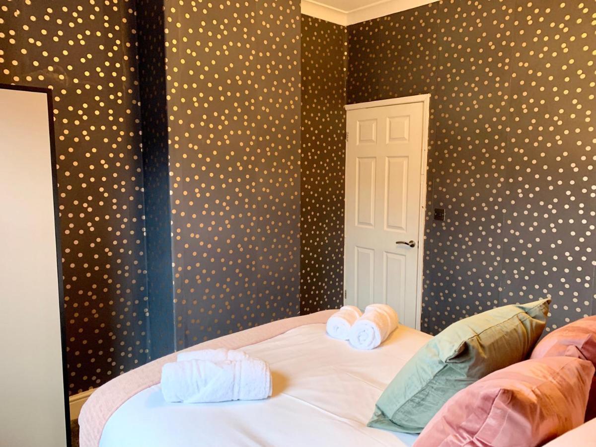 Stamer House By Yourstays, Stylish Quirky House, With 4 Double Bedrooms, Book Now! Stoke-on-Trent Εξωτερικό φωτογραφία
